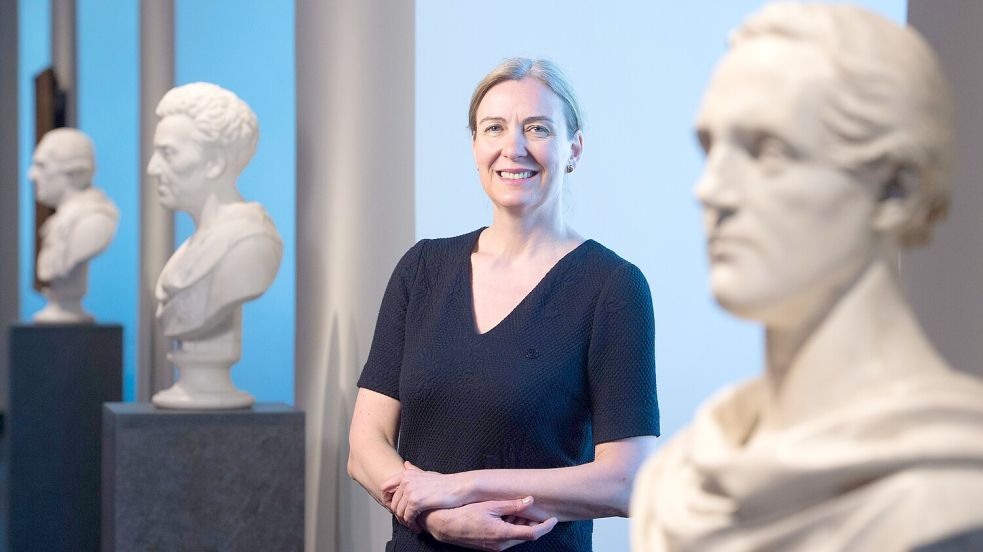 Managerin im Reich des Schönen: Marion Ackermann bei ihrem Amtsantritt als Generaldirektorin der Staatlichen Kunstsammlungen Dresden 2016 in der Fürstengalerie des Residenzschlosses. Foto: dpa-Zentralbild/picture-alliance