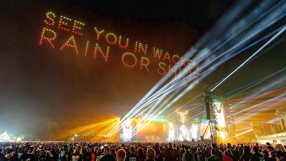 Das Wacken Open Air endet in der Nacht. Foto: Axel Heimken/dpa