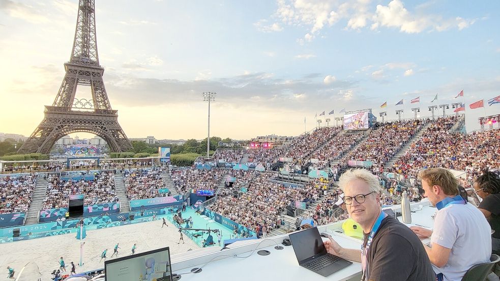 Auch die grandiose Atmosphäre beim Beachvolleyball gleich neben dem Eiffelturm ließ sich Bernd-Volker Brahms nicht entgehen. Fotos: Privat