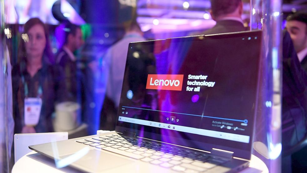 Lenovo setzt darauf, dass der Austausch der zu Corona-Zeiten gekauften Notebooks durch neuere Geräte allmählich näher rückt. (Archivbild) Foto: Wu Xiaoling/XinHua/dpa