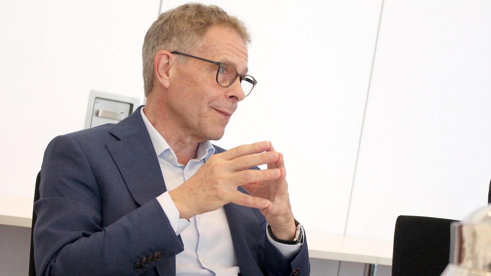 Heiko Janssen ist Vorstandsvorsitzender der Aloys-Wobben-Stiftung. „Wir hoffen, dass wir im Geschäftsjahr 2024 an die schwarze Null herankommen“, sagte er. Foto: Alberts