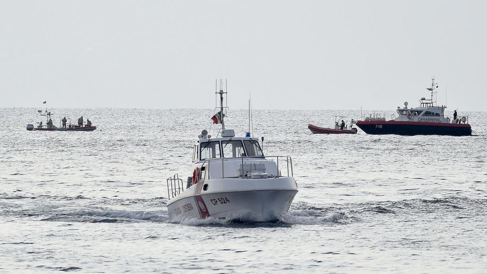 Sechs Menschen werden noch vermisst (Foto aktuell). Foto: Salvatore Cavalli/AP