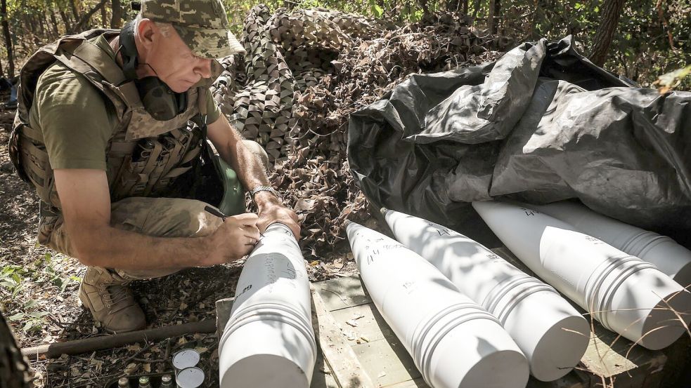 In der Ostukraine können die Verteidiger dem Druck russischer Angriffe kaum standhalten. Foto: Oleg Petrasiuk/Ukrainian 24th Mechanised Brigade/AP/dpa