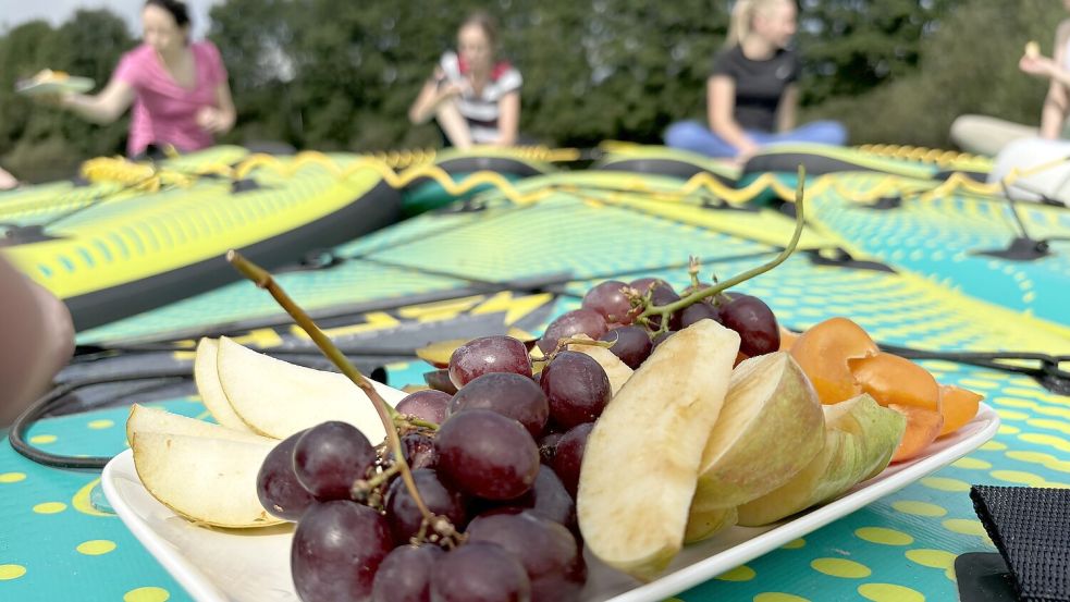 Zur Stärkung gab es gesunde Snacks. Foto: Janßen