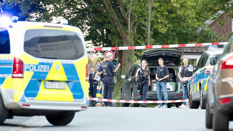 Nach einem Vorfall im Moers am Dienstag soll es nun in Recklinghausen zu tödlichen Polizeischüssen gekommen sein Foto: Justin Brosch/dpa