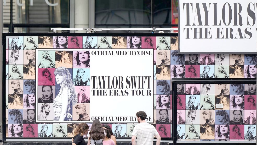 Die Wien-Konzerte des Superstars Taylor Swift mussten abgesagt werden. (Archivbild) Foto: Alastair Grant/AP/dpa