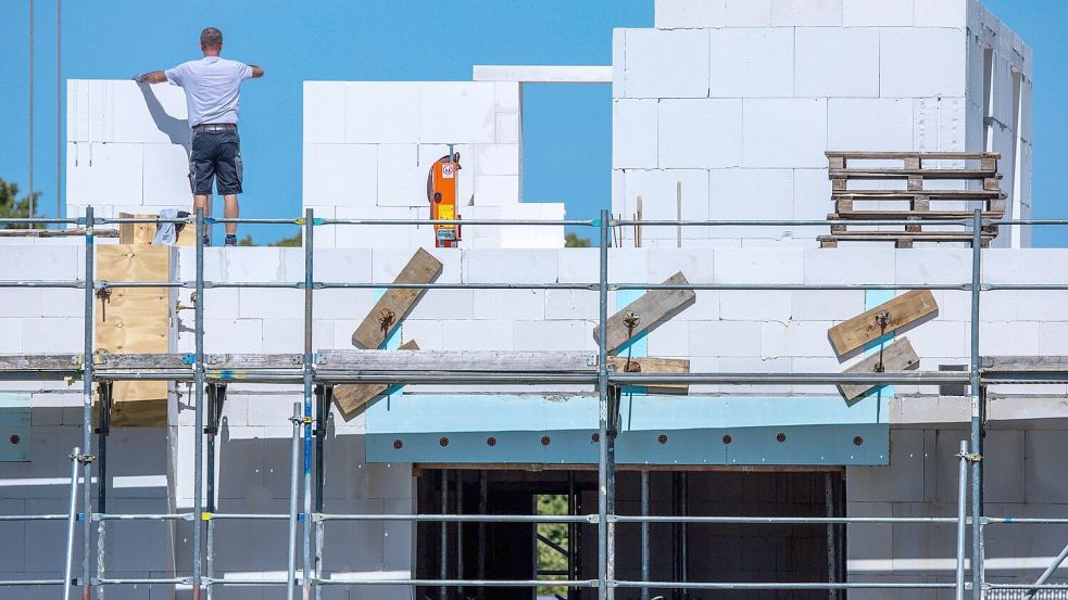 Beim Bauen soll es künftig mehr Tempo geben. (Symbolbild) Foto: Jens Büttner/dpa