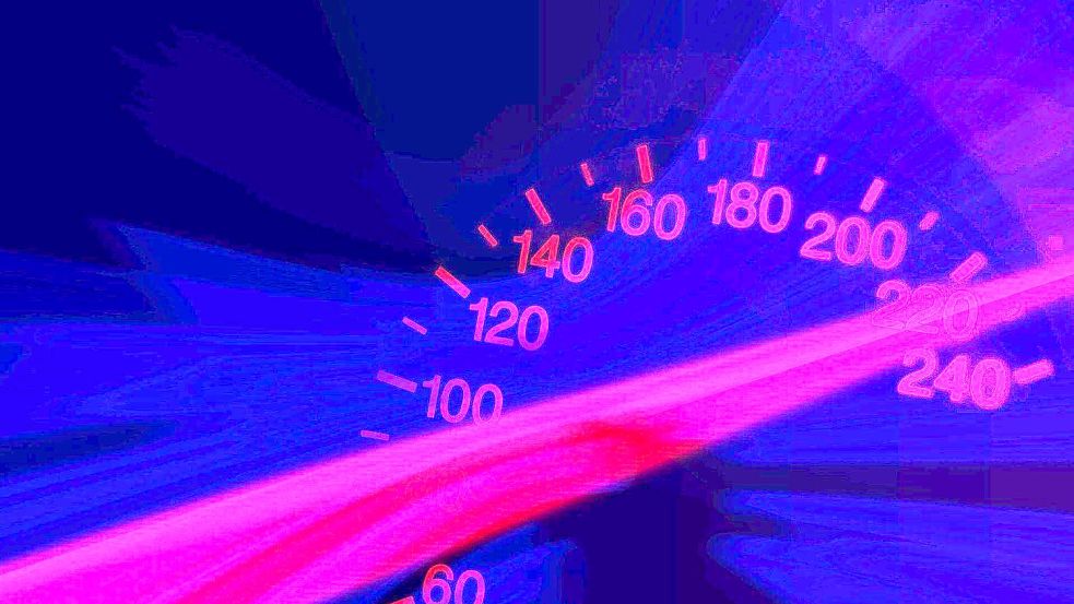 Mit mehr als 200 km/h war einer der beiden 18-Jährigen unterwegs. Foto: Pixabay