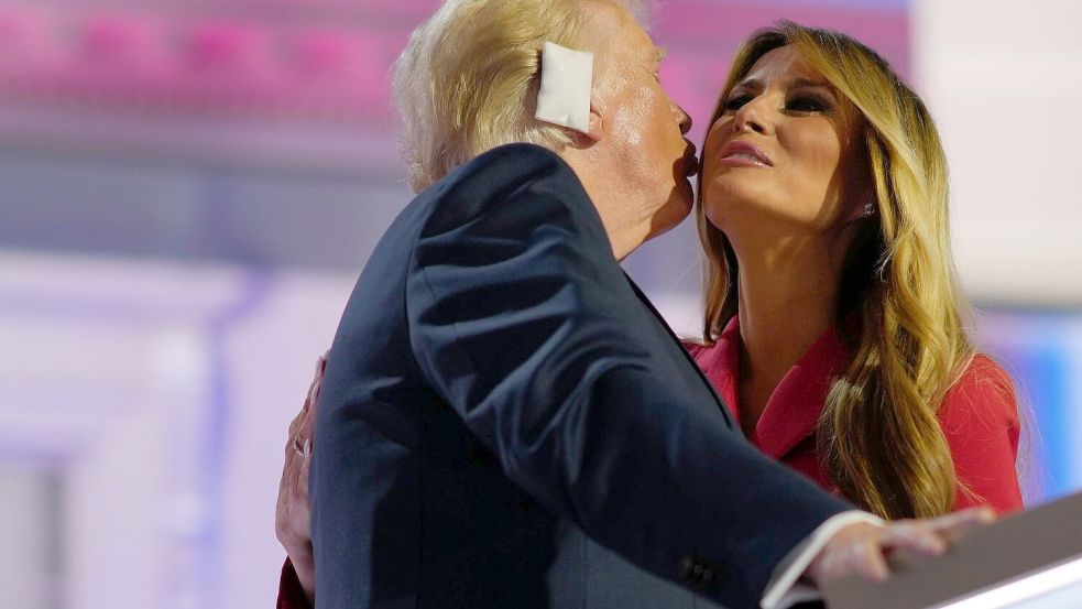 Melania Trump trat beim Republikaner-Parteitag öffentlich auf - eine Seltenheit. (Archivbild) Foto: Julia Nikhinson/AP/dpa