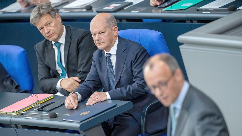 Friedrich Merz wird Kanzlerkandidat der Union. Aber was ist mit Habeck und Scholz? Foto: Michael Kappeler/dpa