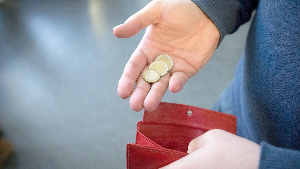 Mehr Geld für seine Arbeit benötigt das Diakonische Werk des Kirchenkreises Rhauderfehn von der Gemeinde. Grund sind die gestiegenen Lohnkosten. Über den Antrag beriet jetzt der Sozialausschuss des Gemeinderats. Symbolfoto: Pixabay