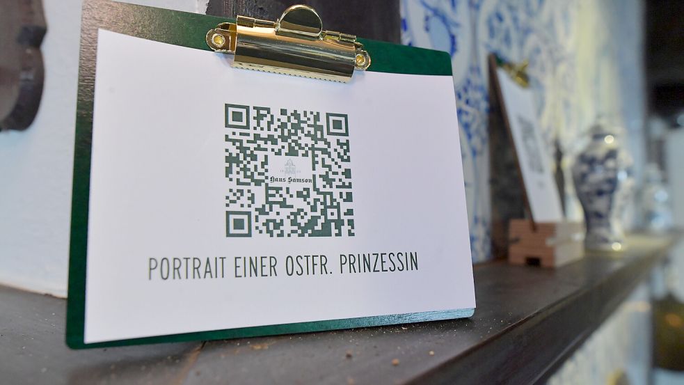 Die grünen QR-Codes geben Infos über einzelne Gegenstände.