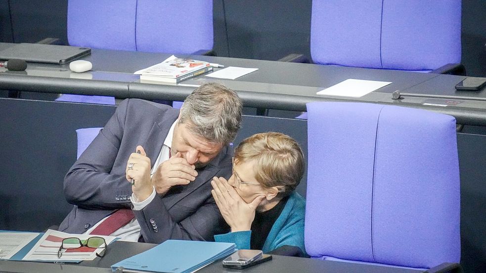 Enge Vertraute: Minister Habeck und Staatssekretärin Brantner. (Archivbild) Foto: Kay Nietfeld/dpa