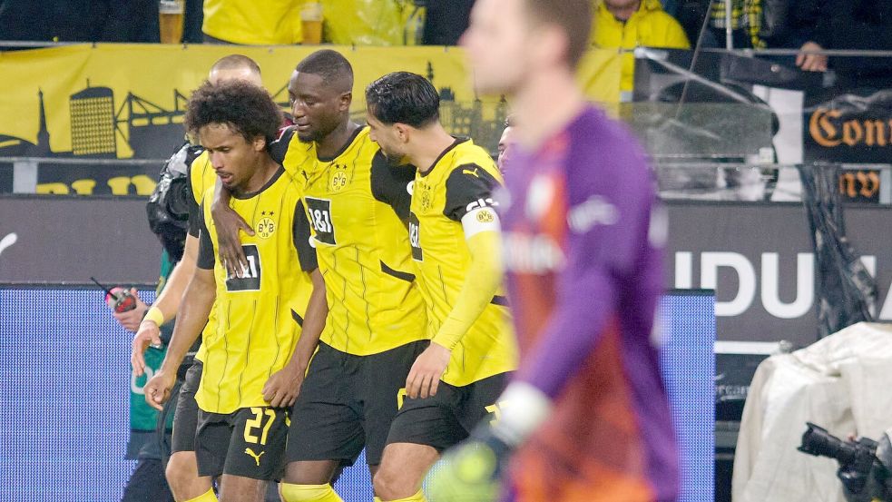 Beim 4:2 des BVB über Bochum wird Serhou Guirassy als Matchwinner gefeiert. Foto: Bernd Thissen/dpa