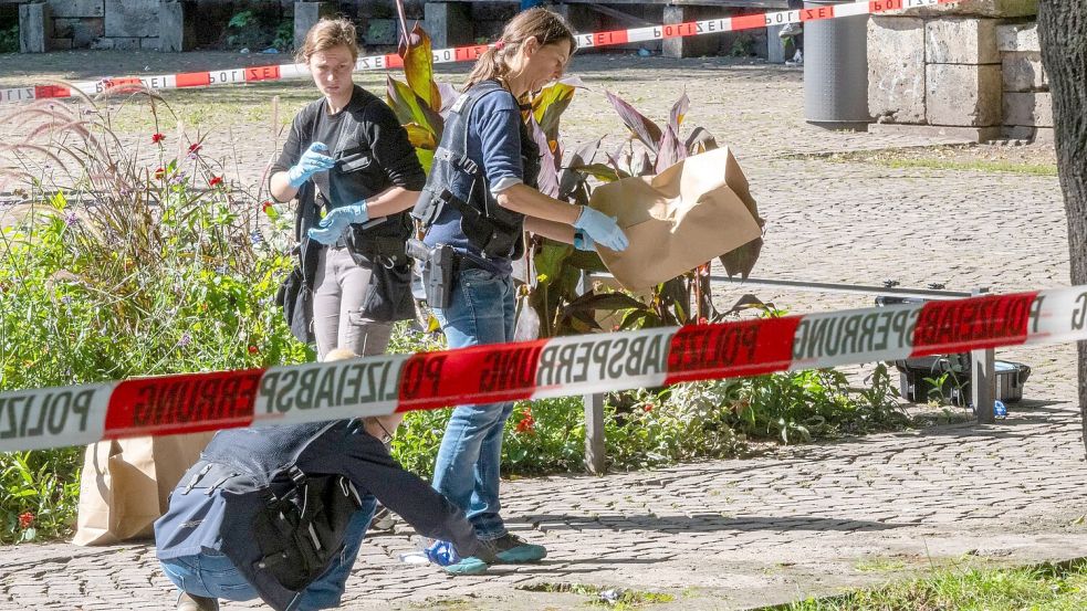 Der Hauptverdächtige nach der Tötung eines Mannes im Alten Botanischen Garten ist gefasst. Foto: Peter Kneffel/dpa