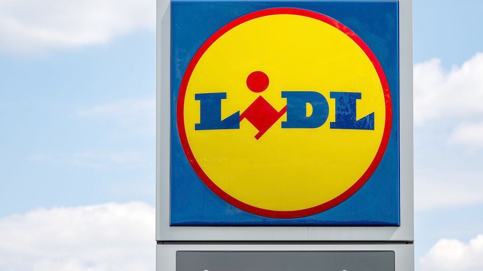 Lidl verzeichnete 2023 den höchsten Umsatz bei den Lebensmittel-Discountern in Deutschland. Im Bereich Non-Food haben die Lebensmittel-Discounter zuletzt weniger umgesetzt. Foto: Hendrik Schmidt/dpa