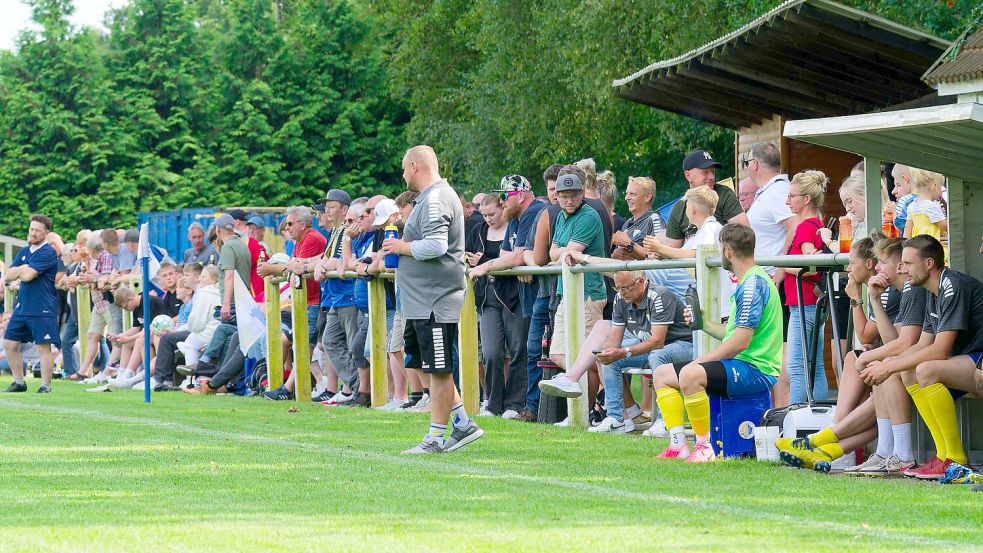 Bei Fußballspielen von SuS Steenfelde ist der Zuschauerandrang zumeist größer als bei anderen Partien. Foto: Lohmann