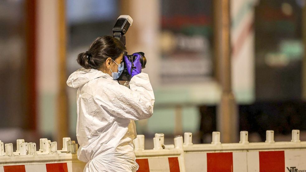 Auf dem Weg in Richtung Hauptbahnhof soll der Verdächtige einen Jugendlichen mit einem Messer bedroht haben. Foto: Christoph Reichwein/dpa