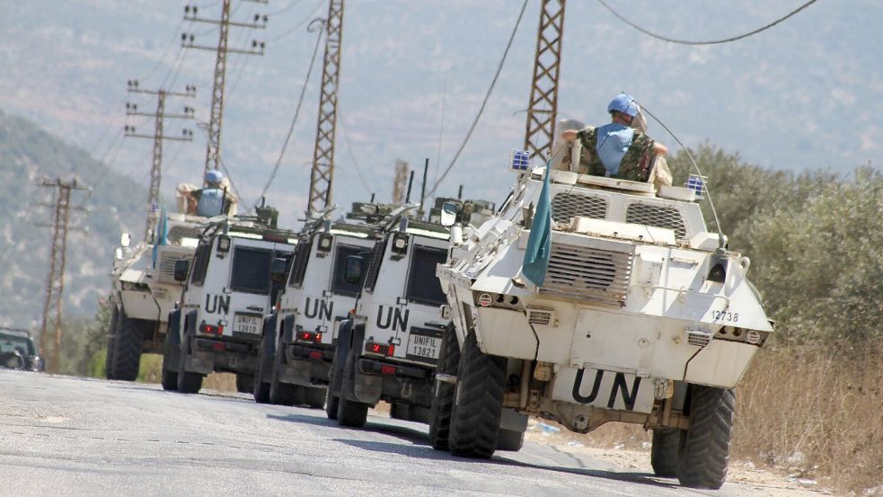 Die Blauhelmsoldaten sollen ihre Stellungen an der Grenze zwischen Israel und dem Libanon vorerst halten. Foto: Taher Abu Hamdan/XinHua/dpa