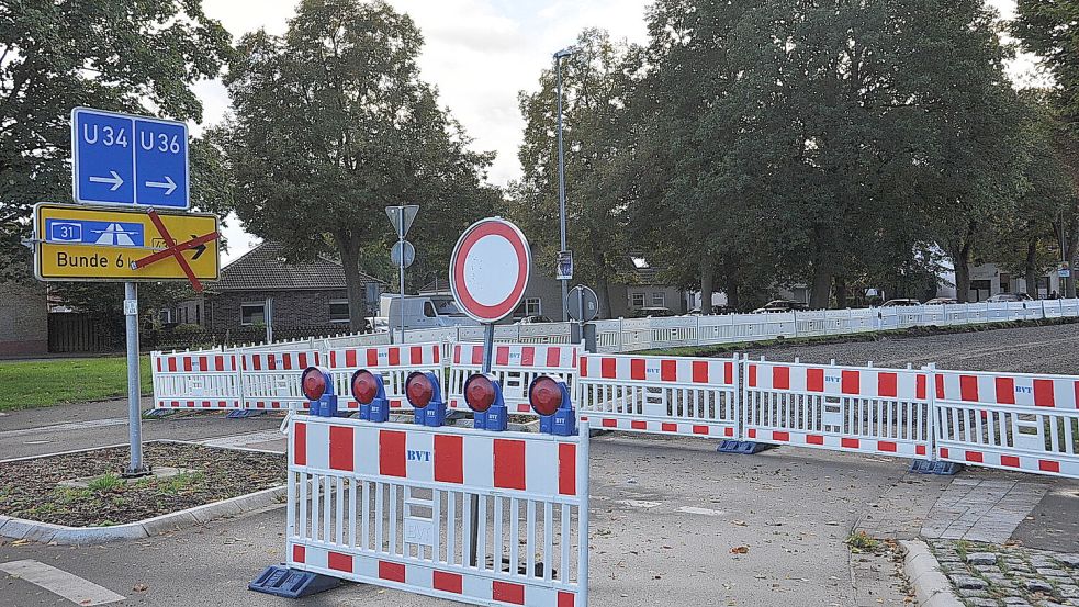 Der Abschnitt entlang der Feuerwehr wird fertig. Foto: Wolters