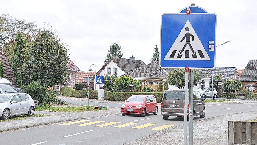 Provisorisch ist der Zebrastreifen an der Graf-Edzard-Straße – noch? Foto: Wolters