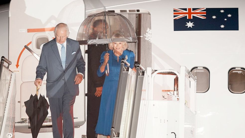 Zuletzt landete 2011 ein australisches Staatsoberhaupt in Australien - damals war es Charles‘ Mutter Queen Elizabeth II. Foto: Aaron Chown/PA Wire/dpa