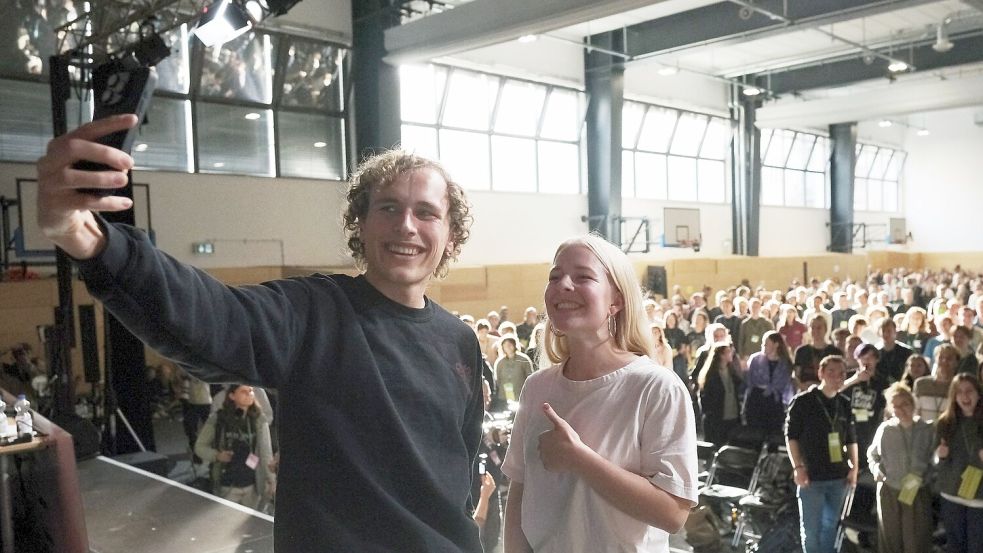 Das neue Führungsduo der Grünen Jugend - Jakob Blasel und Jette Nietzard. Foto: Sebastian Willnow/dpa