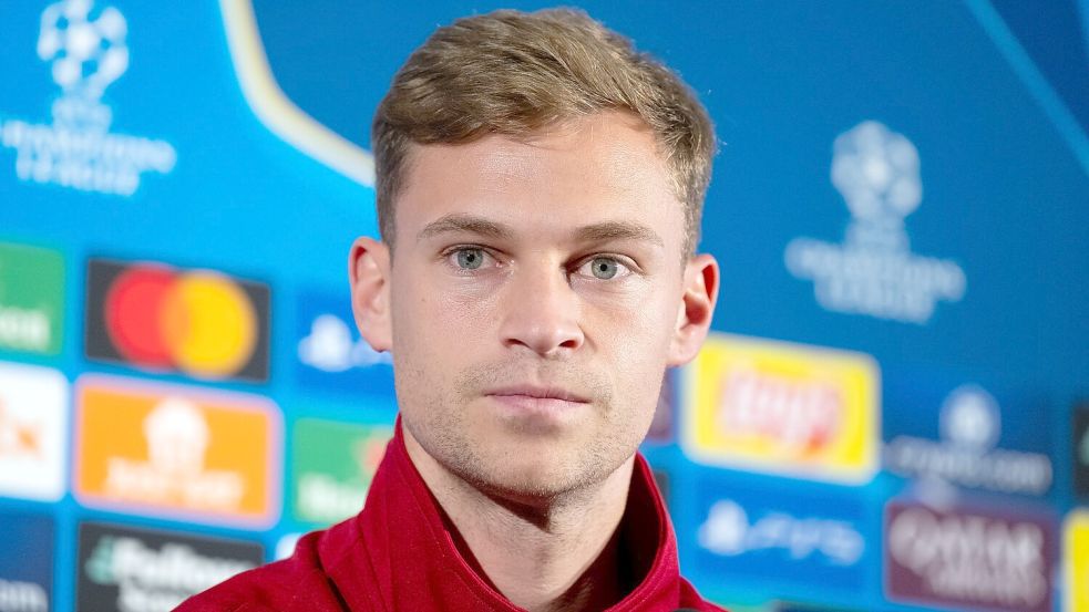 Bayern-Profi Joshua Kimmich wird immer wieder mit dem FC Barcelona in Verbindung gebracht. Auch bei der Pressekonferenz vorm Champions-League-Spiel gab es Fragen. Foto: Sven Hoppe/dpa