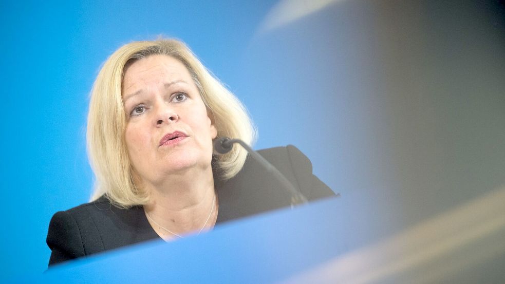 Bundesinnenministerin Nancy Faeser (SPD) will bei der Bundestagswahl 2025 ihren Hut in den Ring werfen. (Archivbild) Foto: Sebastian Gollnow/dpa