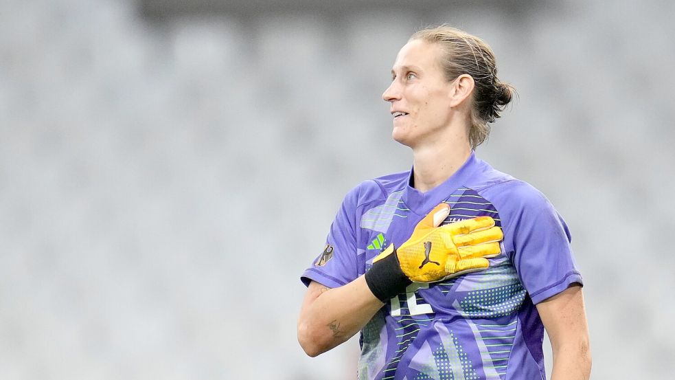 Klare Nummer 1: Ann-Katrin Berger wird in Wembley im Tor stehen. Foto: Julio Cortez/AP/dpa