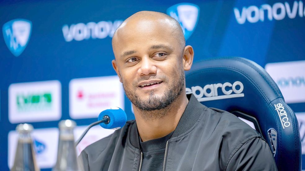 Bayern-Coach Vincent Kompany hatte ein Sonderlob für Jamal Musiala parat. Foto: David Inderlied/dpa