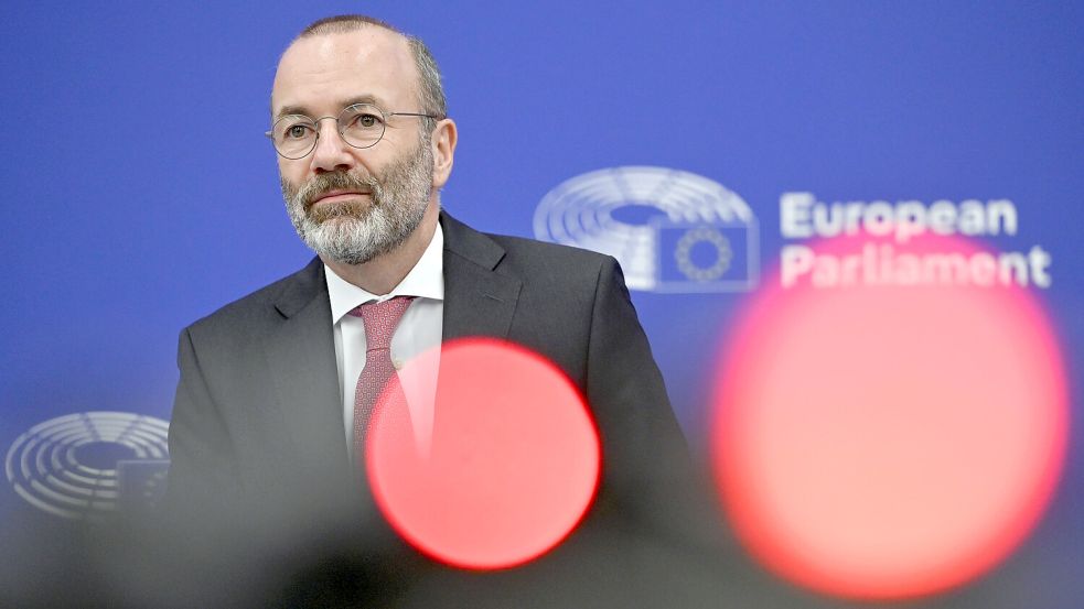 Manfred Weber (CSU), Fraktionschef der Europäischen Volkspartei EVP im Europäischen Parlament, reiste jetzt nach Ägypten. Foto: IMAGO/Panama Pictures