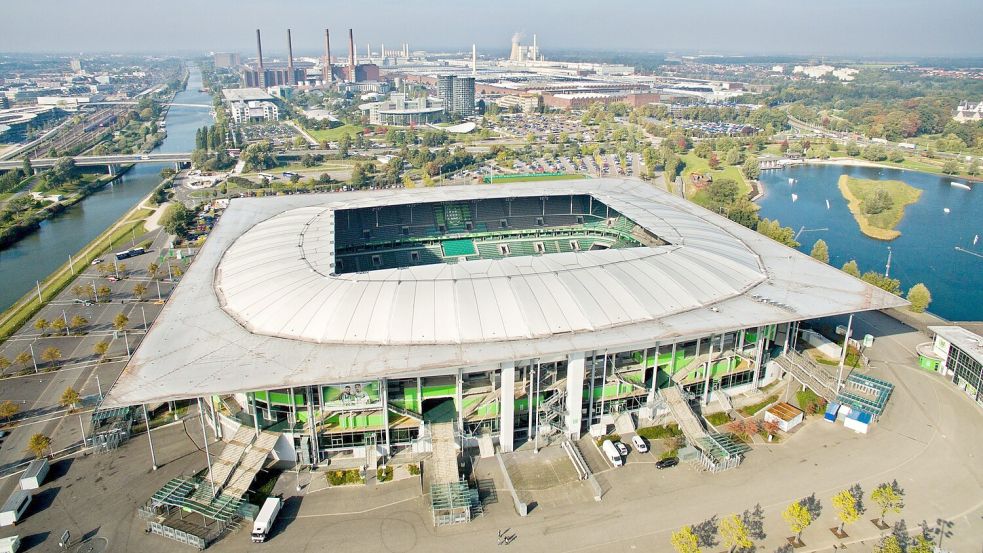 Was bedeutet die Volkswagen-Krise für den Fußballclub VfL Wolfsburg? Foto: picture alliance / dpa