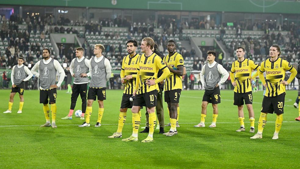 Ganz schwierige Phase: Borussia Dortmund steckt in der Krise. Foto: Swen Pförtner/dpa