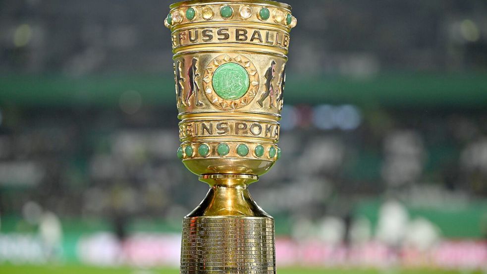 Das Achtelfinale im DFB-Pokal wurde ausgelost. Foto: Swen Pförtner/dpa