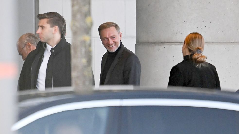 Am Morgen kamen die Spitzen der Ampel-Parteien erneut zusammen. Foto: Sebastian Christoph Gollnow/dpa