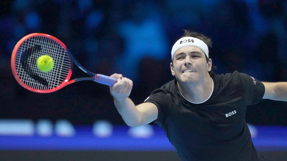 Taylor Fritz startete erfolgreich in die ATP Finals. Foto: Antonio Calanni/AP