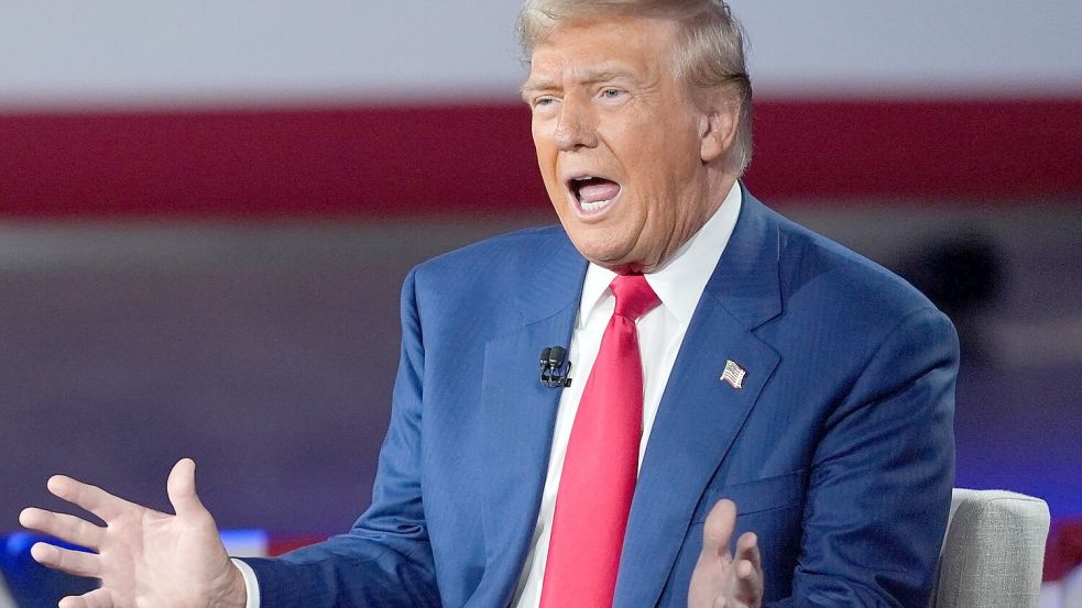 Trump hat den Mund im Wahlkampf sehr voll genommen. (Archivbild) Foto: Evan Vucci/AP/dpa