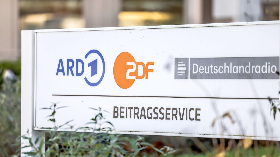 Niedersachsen setzt sich für die Erhöhung des Rundfunkbeitrags auf 18,94 Euro im Monat ein. (Archivbild) Foto: Oliver Berg/dpa