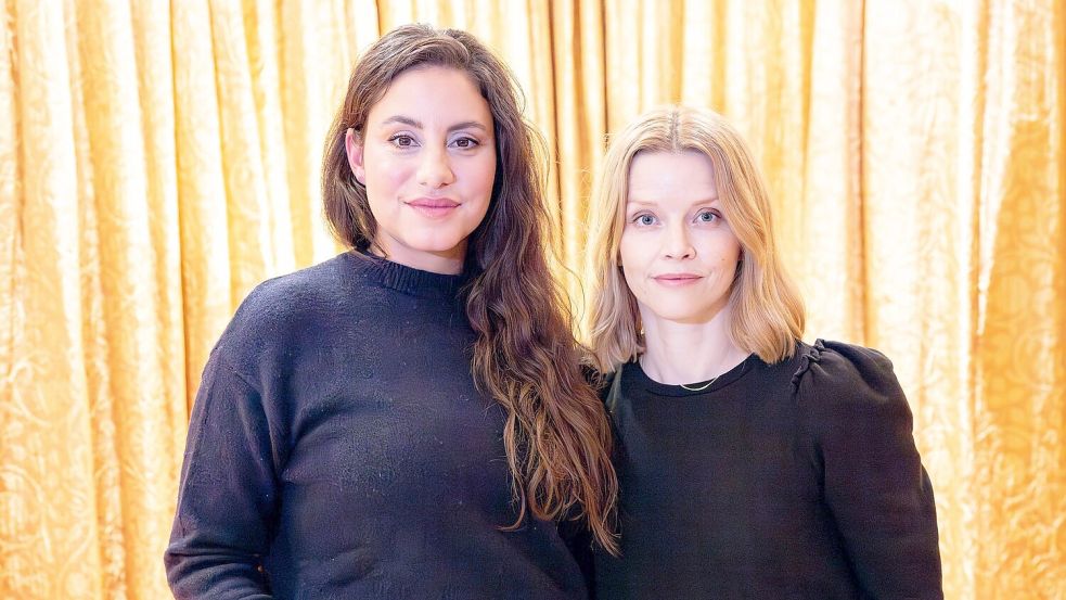 Almila Bagriacik und Karoline Schuch sind das neue Team. Foto: Axel Heimken/dpa