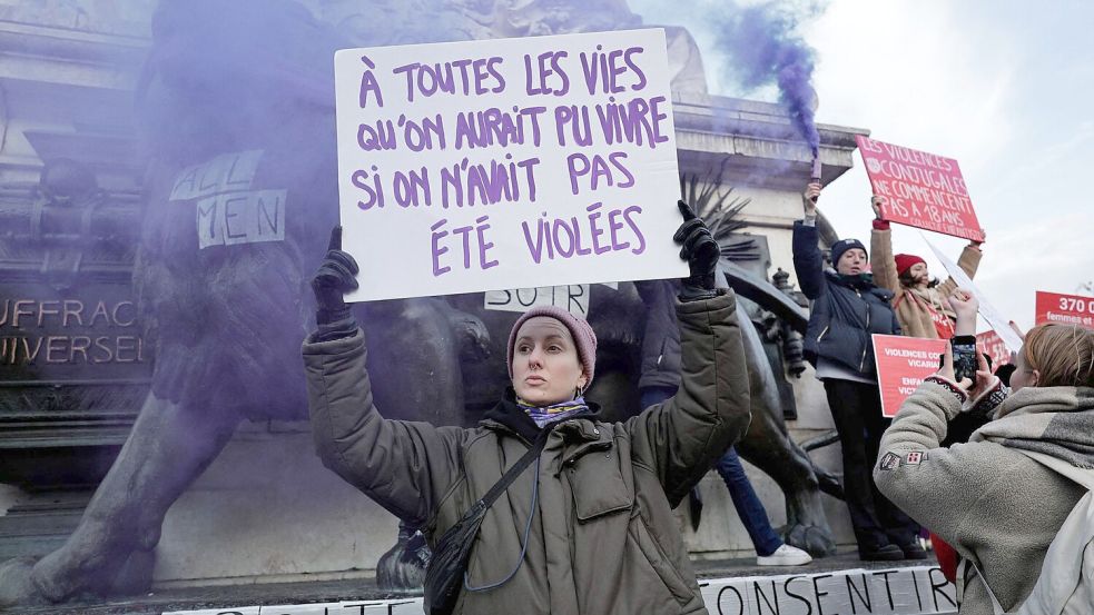 Zehntausende haben in Frankreich gegen sexuelle Gewalt gegen Frauen demonstriert (Foto aktuell). Foto: Stephane De Sakutin/AFP/dpa