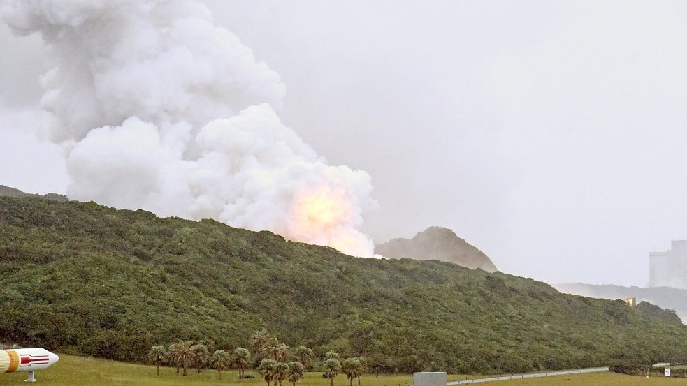 Erneut geht ein Triebwerk für die japanische Kleinrakete Epsilon S in Flammen auf. Foto: ./kyodo/dpa