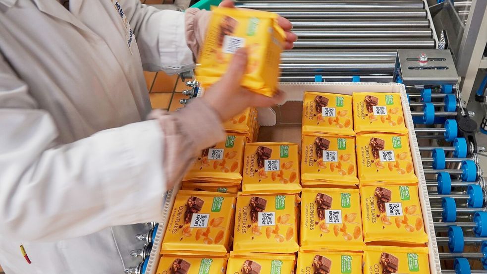 Der Hersteller Ritter Sport erhöhte zuletzt die Preise. Foto: Anna Ross/dpa