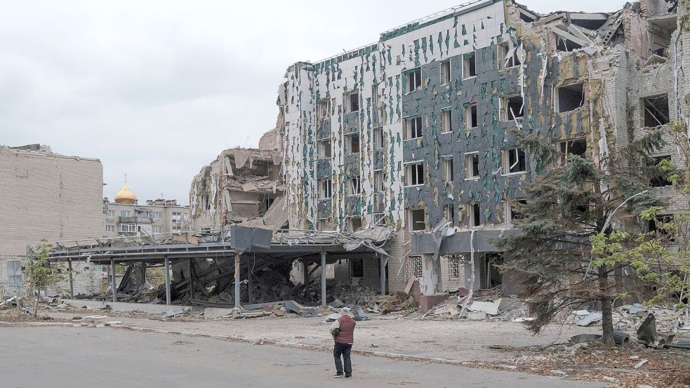 Die ostukrainische Stadt Pokrowsk droht von russischen Truppen erobert zu werden. (Archivbild) Foto: George Ivanchenko/AP