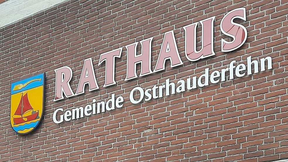 Das Rathaus der Gemeinde Ostrhauderfehn wird künftig am Mittwochvormittag nicht mehr geöffnet haben. Foto: Archiv