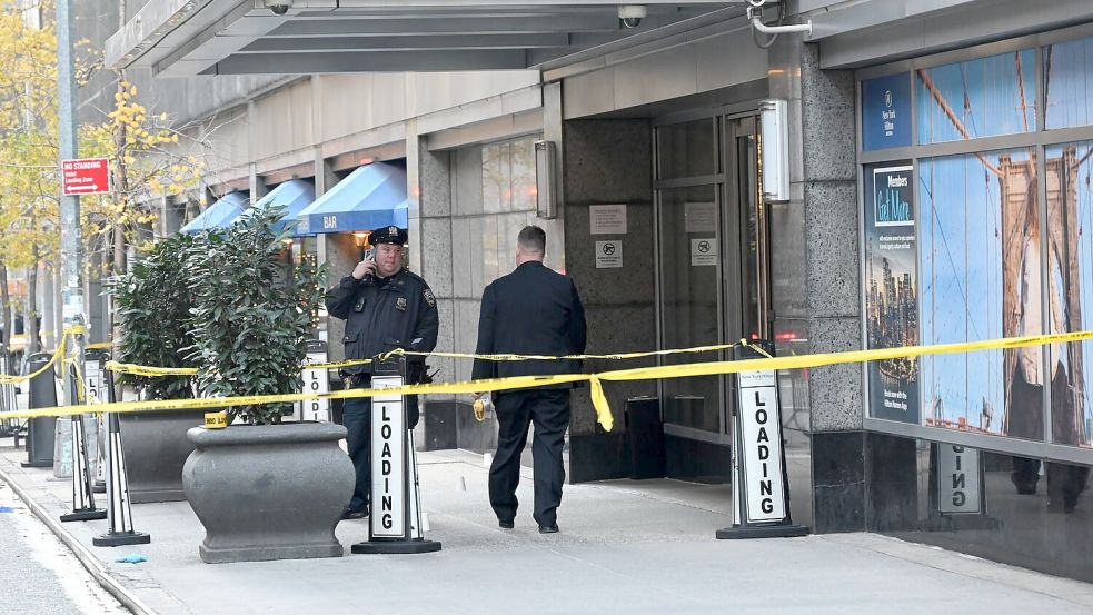 Der Versicherungsmann wurde vor einem Hotel- und Wohngebäude nahe dem Times Square erschossen. Foto: Kyle Mazza/TheNEWS2 via ZUMA Press Wire/dpa