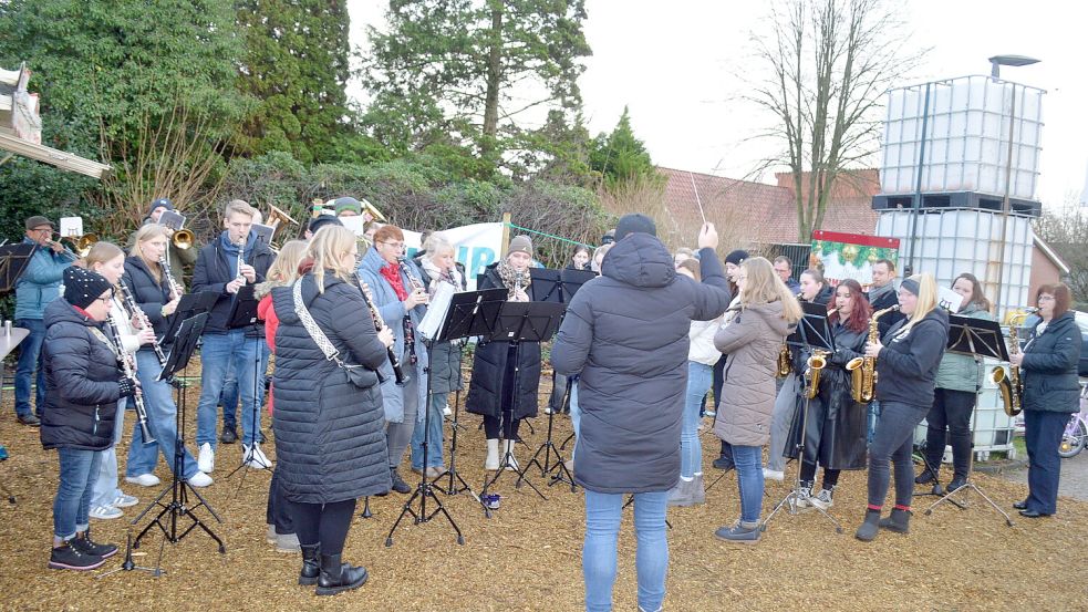 Der Markt wurde musikalisch umrahmt. Foto: Weers