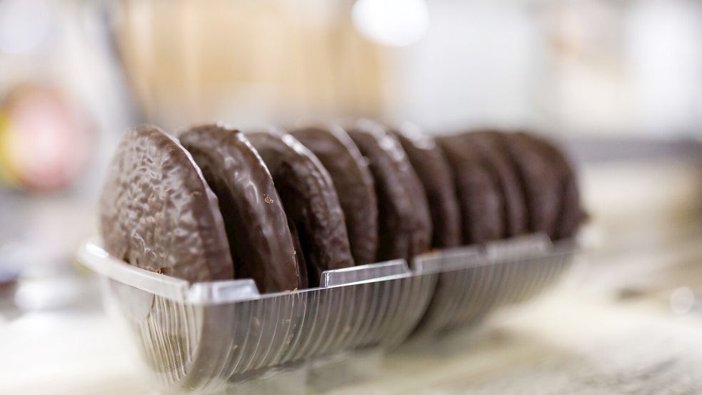 Lebkuchen - in Deutschland werden sie vor allem in Bayern hergestellt. (Archivbild) Foto: Daniel Karmann/dpa/dpa-tmn