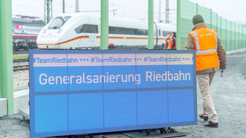 Riedbahn soll schon am Samstag wieder öffnen Foto: Andreas Arnold/dpa