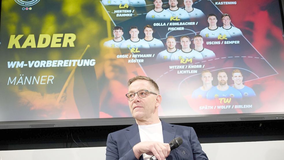 Bundestrainer Alfred Gislason hat 19 Spieler für die Handball-WM 2025 nominiert. Foto: Bernd Thissen/dpa